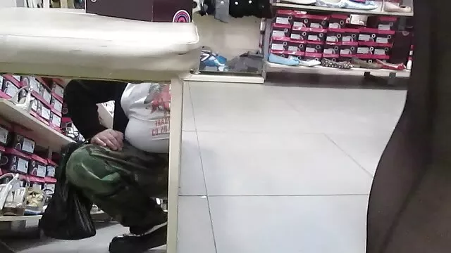 kiara زرق و برق دار Mia ، یک خروس فیلم سوپر بکن بکن جدید جوان را دوست دارد